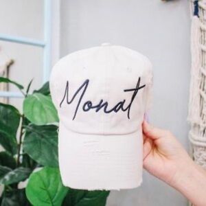 Monat hat